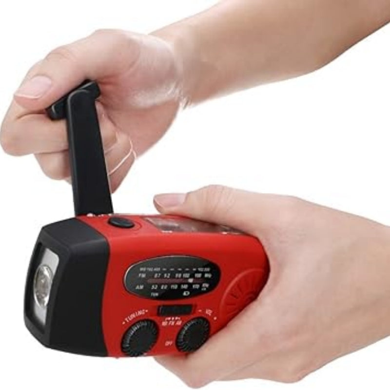 📻 60% korting! ☀️ Noodradio – Werkt op zonne-energie en met een handslinger. oplaadbaar via USB. met weeralarmfunctie. duurzaam en geschikt voor buitengebruik en noodsituaties 🔋